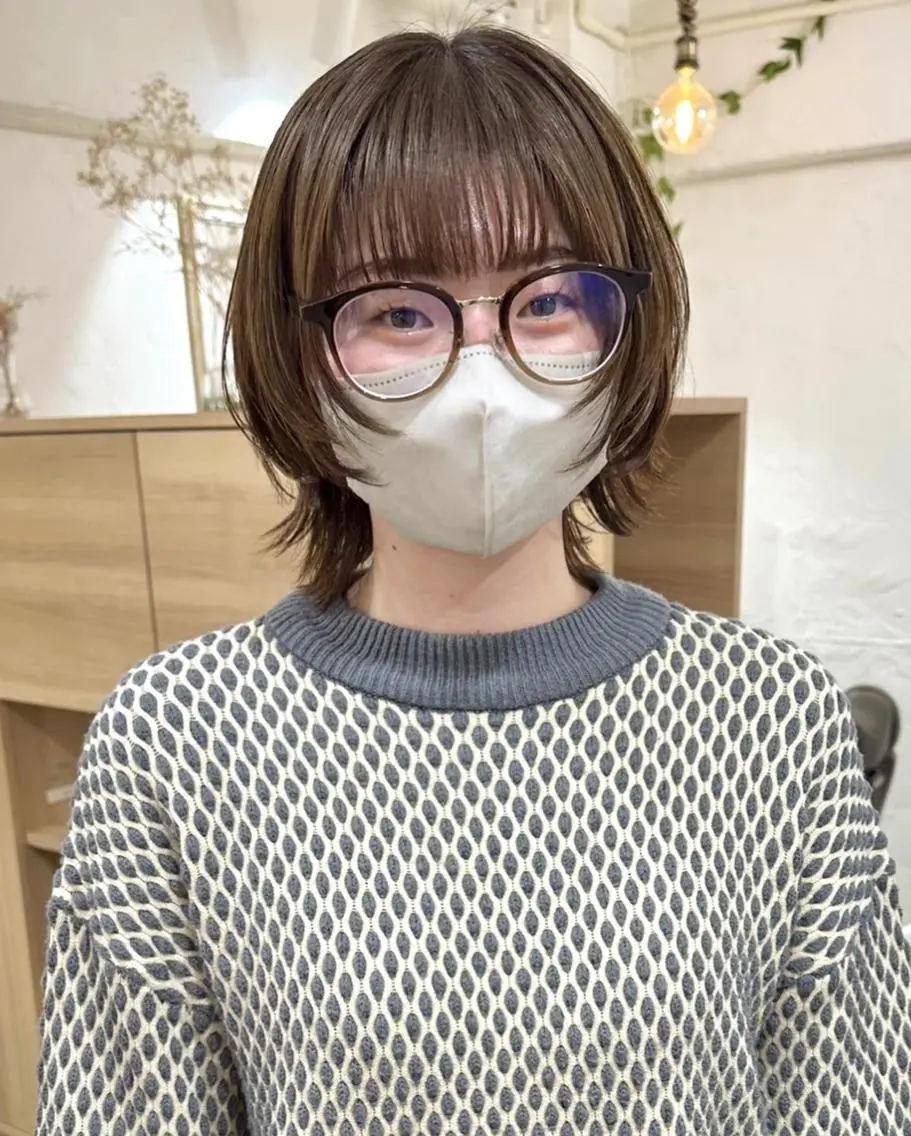 ショート カラー パーマ 切りっぱなしボブ 前下がりボブ ショートボブ 黒髪 イヤリングカラー 髪質改善 縮毛矯正/ レイヤー/銀座/本木のヘアスタイル