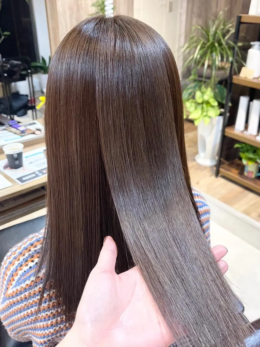 セミロング カラー 髪質改善 トリートメント 髪質改善で 憧れの潤艶美髪にのヘアスタイル