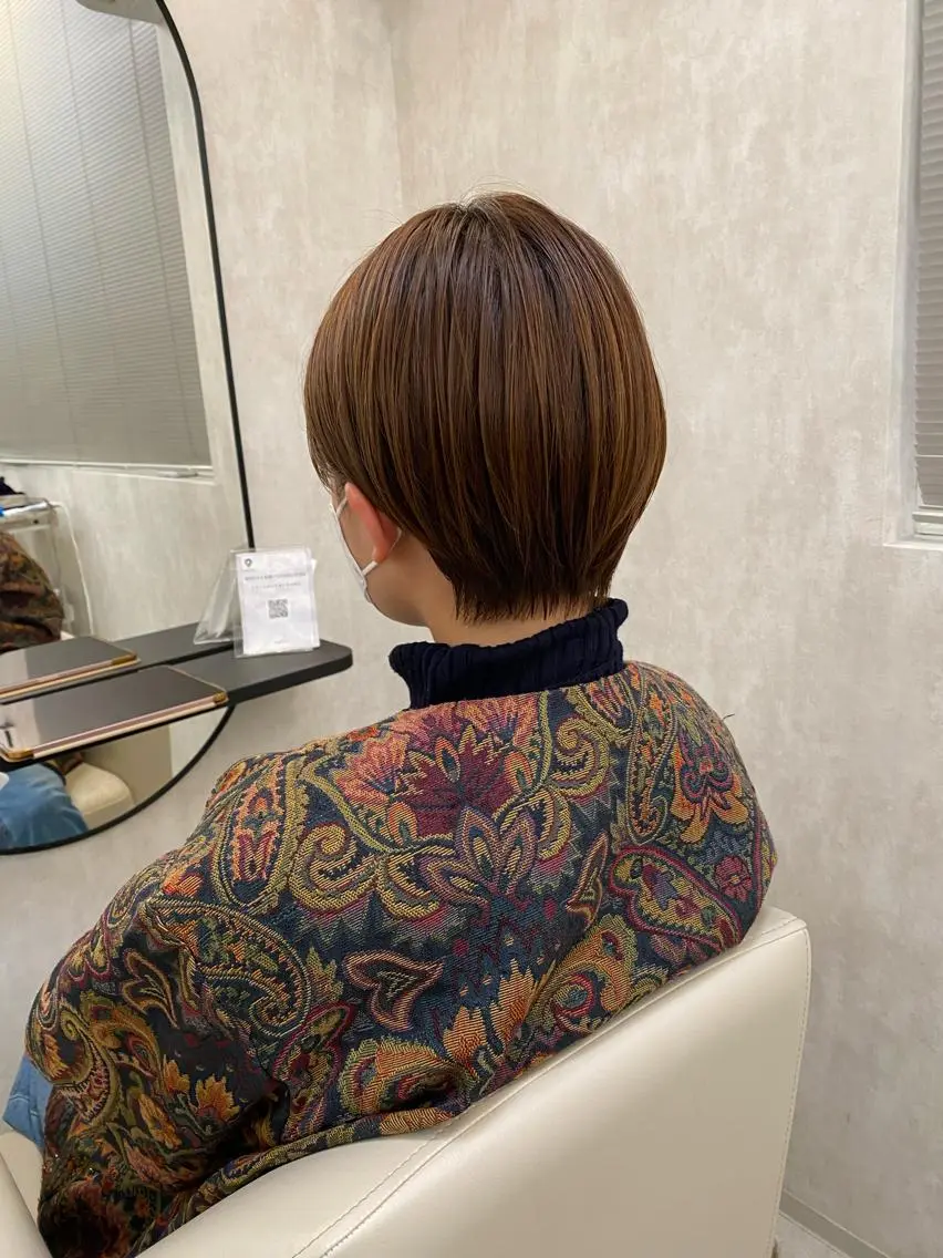 ショート カラー ハンサムショート ショートヘア カット ヘアカラー トリートメント ボブ/縮毛矯正/ レイヤー/塚田のヘアスタイル