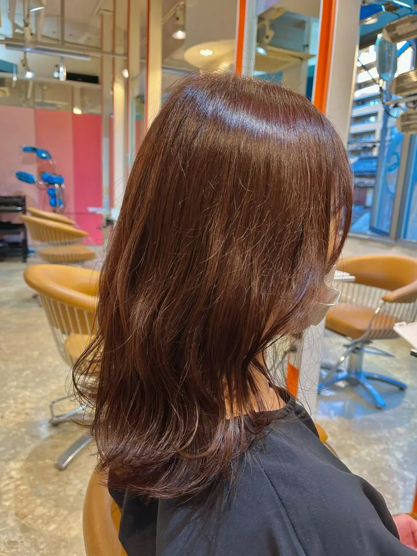 ミディアム カラー ヘアカラー トリートメント うしだ かおるのヘアスタイル