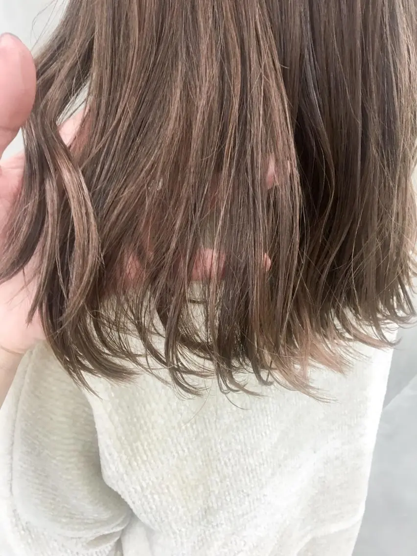 カラー ベージュカラー ブリーチ 透明感カラー ダブルカラー フォギーベージュ モエ 代々木公園/神山町のヘアスタイル