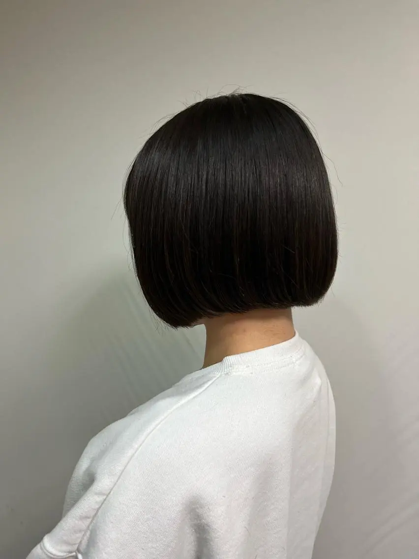 ショート ウスイマイコ カット/ケアカラーのヘアスタイル