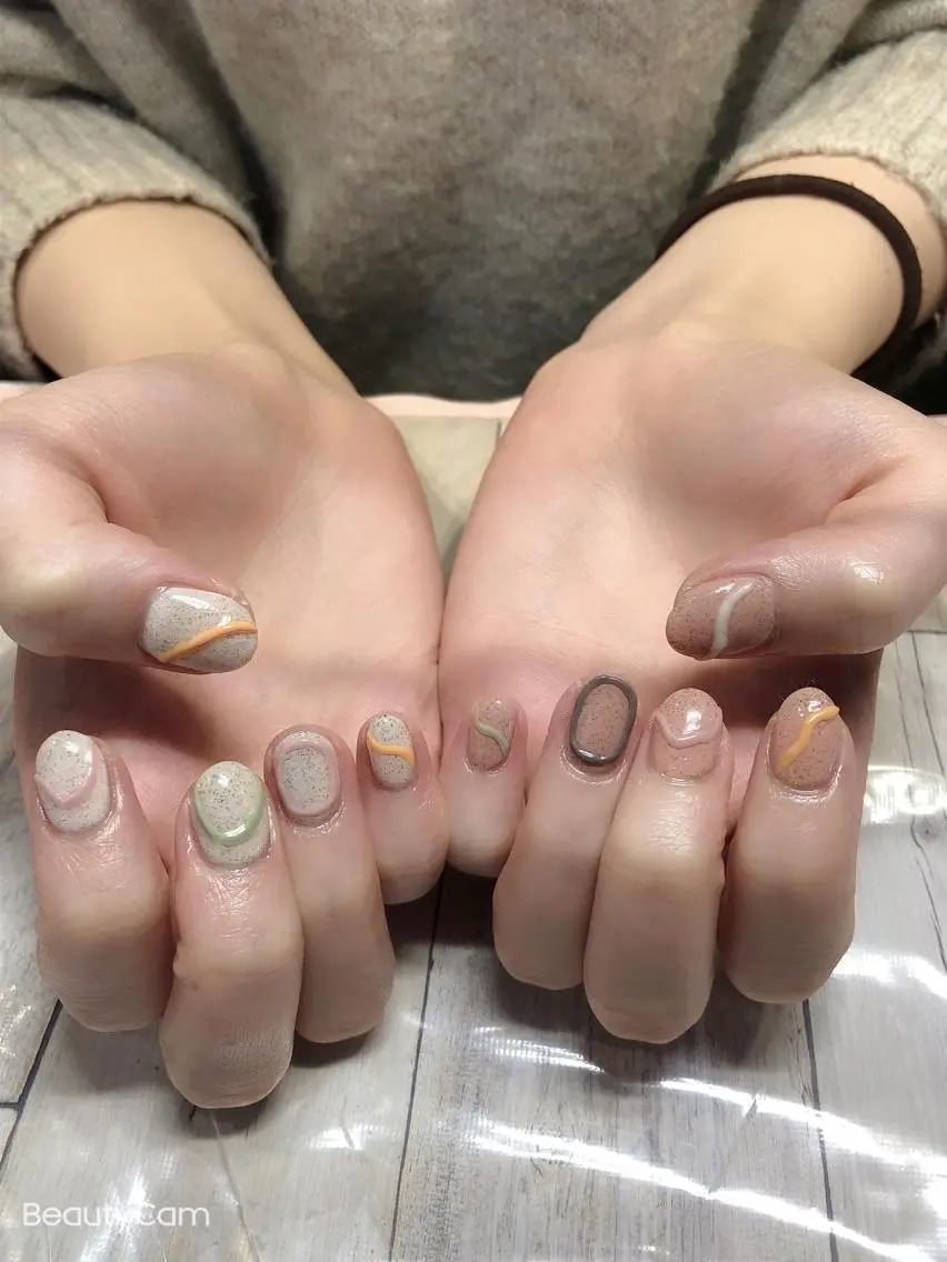ネイル ニュアンスネイル ✨アン ミユ✨のネイルデザイン