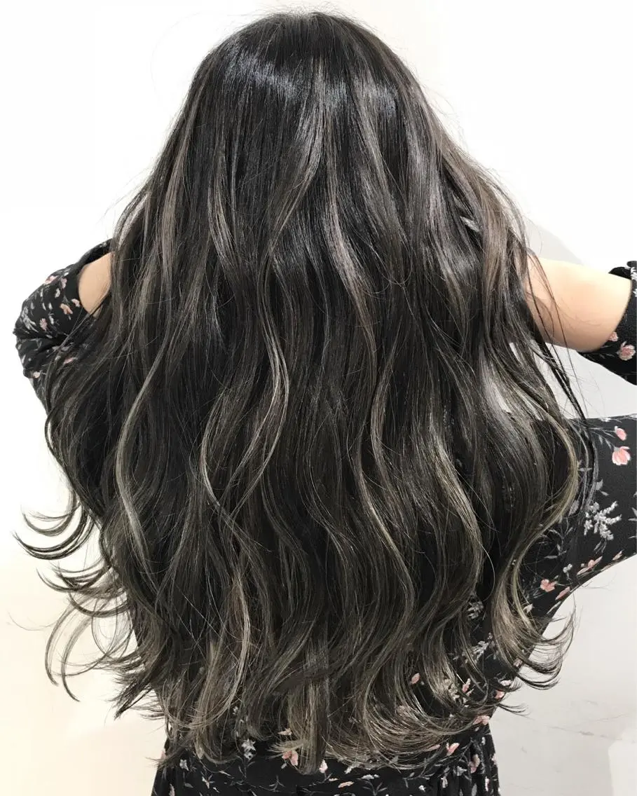 ロング カラー ヘアアレンジ アディクシーカラー 透明感カラー 【公式】amble luxe池袋東口🩷のヘアスタイル