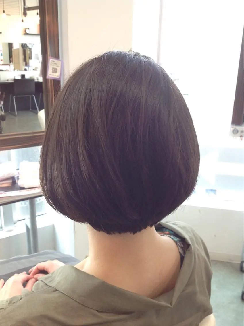 ショート ボブ 榎園 由美のヘアスタイル