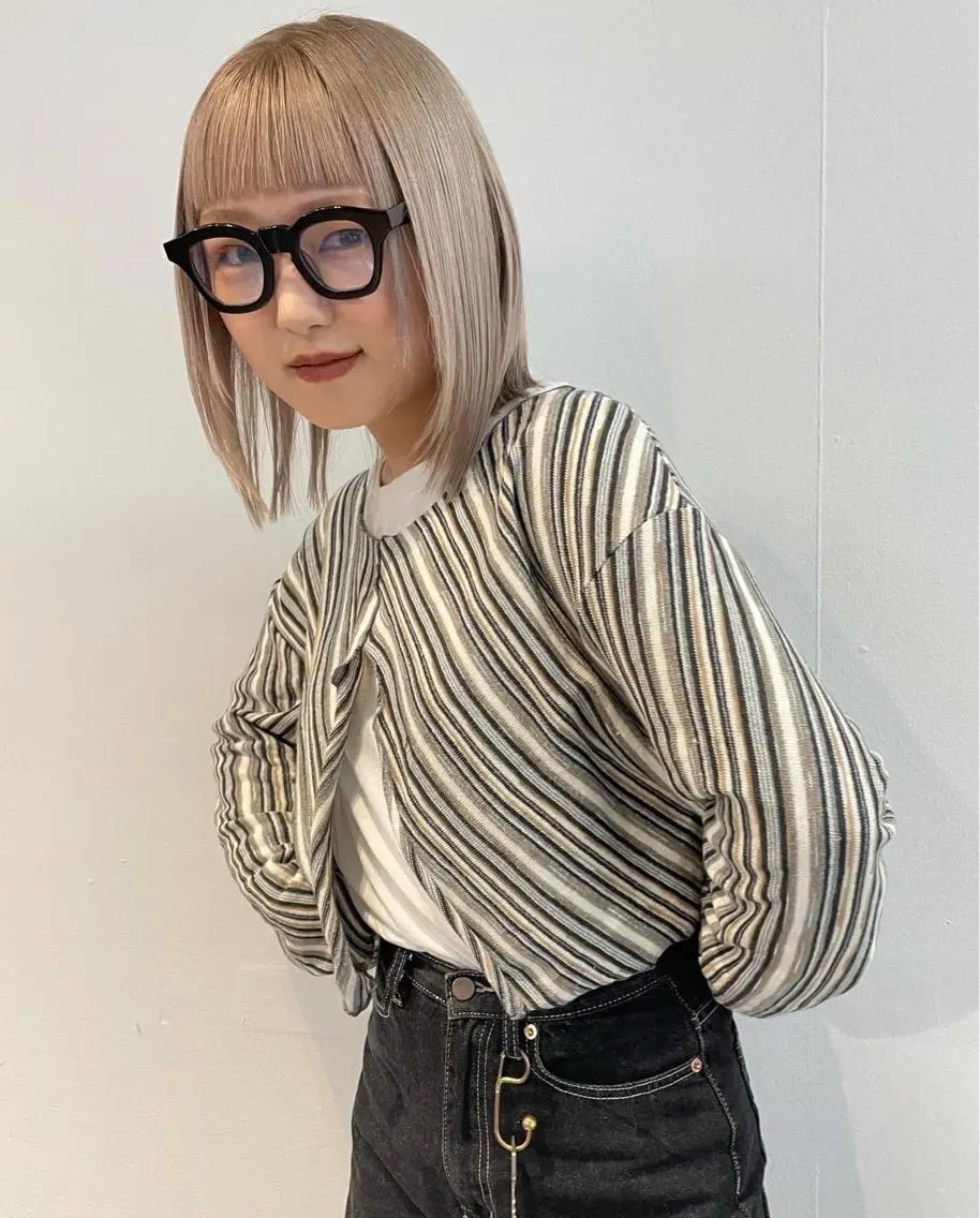 ショート カラー ベージュカラー ブリーチ ケアブリーチ ハイトーンカラー ミルクティーベージュ 🧡色落ちまで2度 楽しめる🧡ヨシキのヘアスタイル