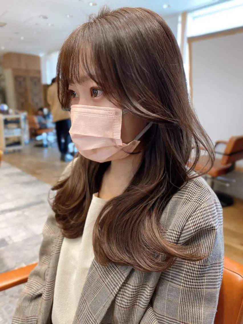 セミロング カラー ベージュカラー くびれヘア 顔周り/くびれヘア 韓国ヘア💕風間るなのヘアスタイル