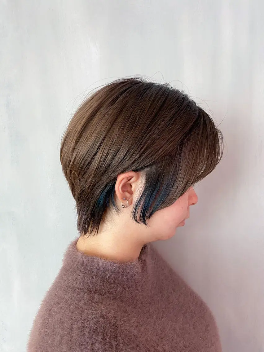 ショート カラー 似合わせカット ショートヘア カット ヘアカラー トリートメント TAI透明カラー 柔らかい縮毛矯正のヘアスタイル