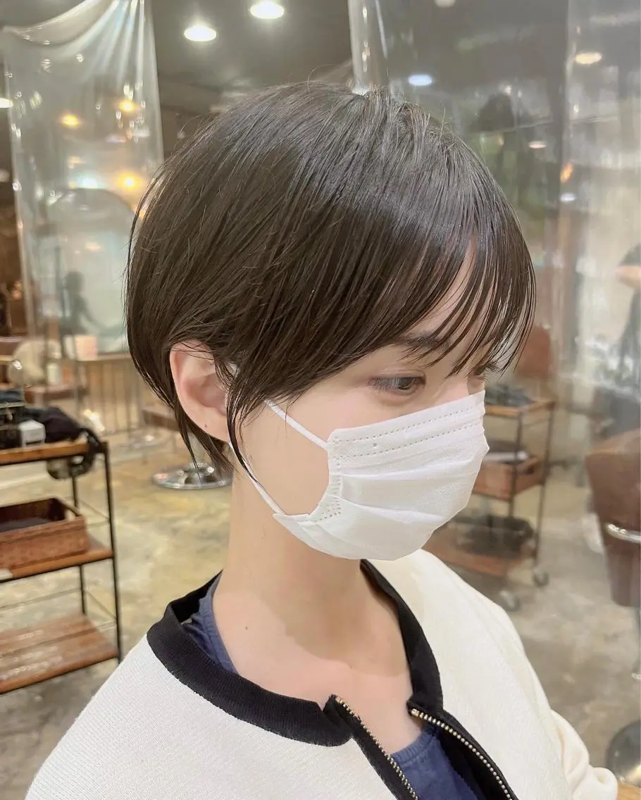 ショート カラー パーマ ヘアアレンジ キッズ ネイル マツエク・マツパ アイブロウ ショートボブ 丸みショート ボブ 学生 ショートヘア 髪質改善✨ストレート オグ✂️/ショートのヘアスタイル