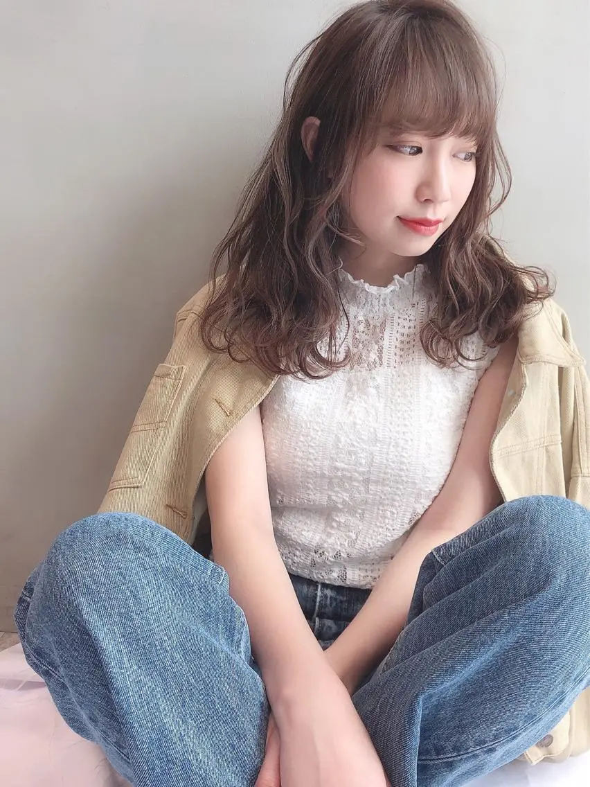 ミディアム カット ヘアカラー トリートメント 具志 正太のヘアスタイル