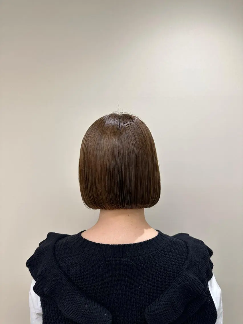 ショート カラー ボブ 高槻裕二 ショートボブ縮毛矯正のヘアスタイル