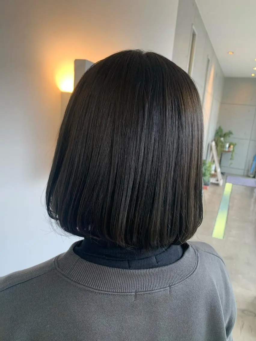 ミディアム アッシュ アッシュブラウン おせ ちさとのヘアスタイル