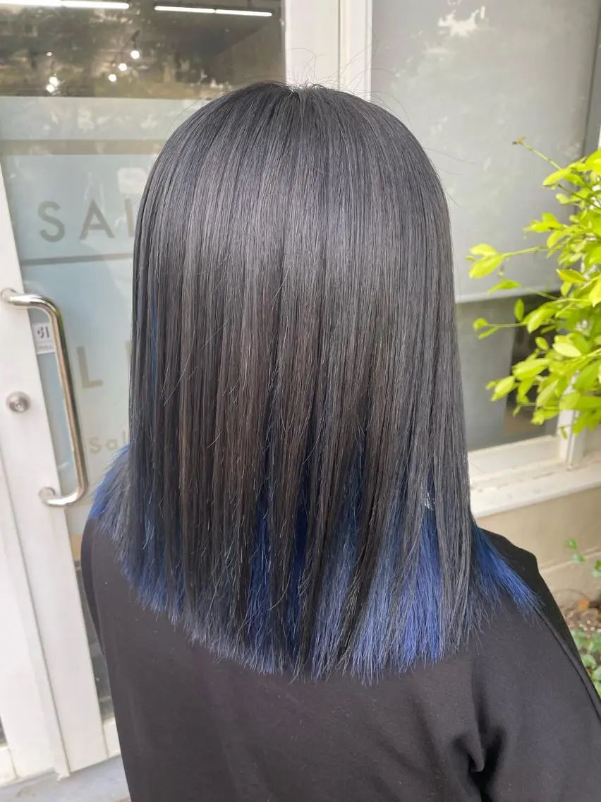 セミロング カラー アッシュ ブルーカラー インナーカラー ヘアカラー LUXBE LUCE ひなののヘアスタイル