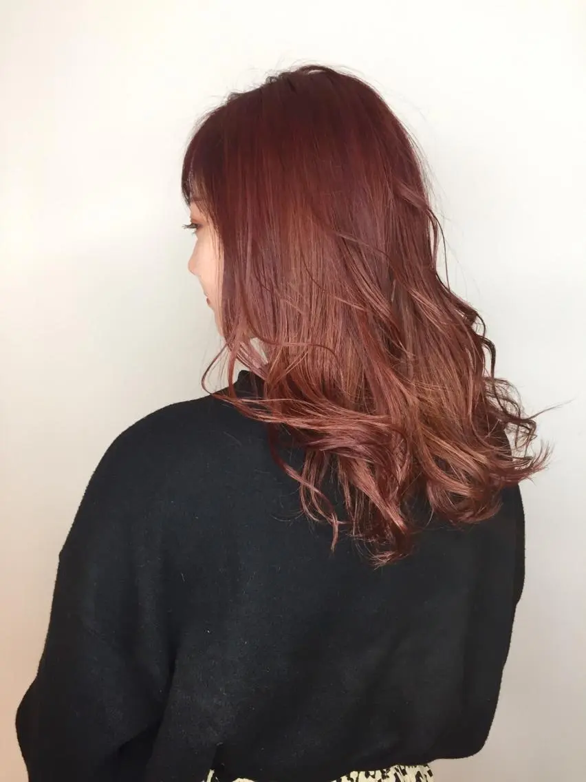 ロング ヘアカラー トリートメント 稲田 結衣夏のヘアスタイル