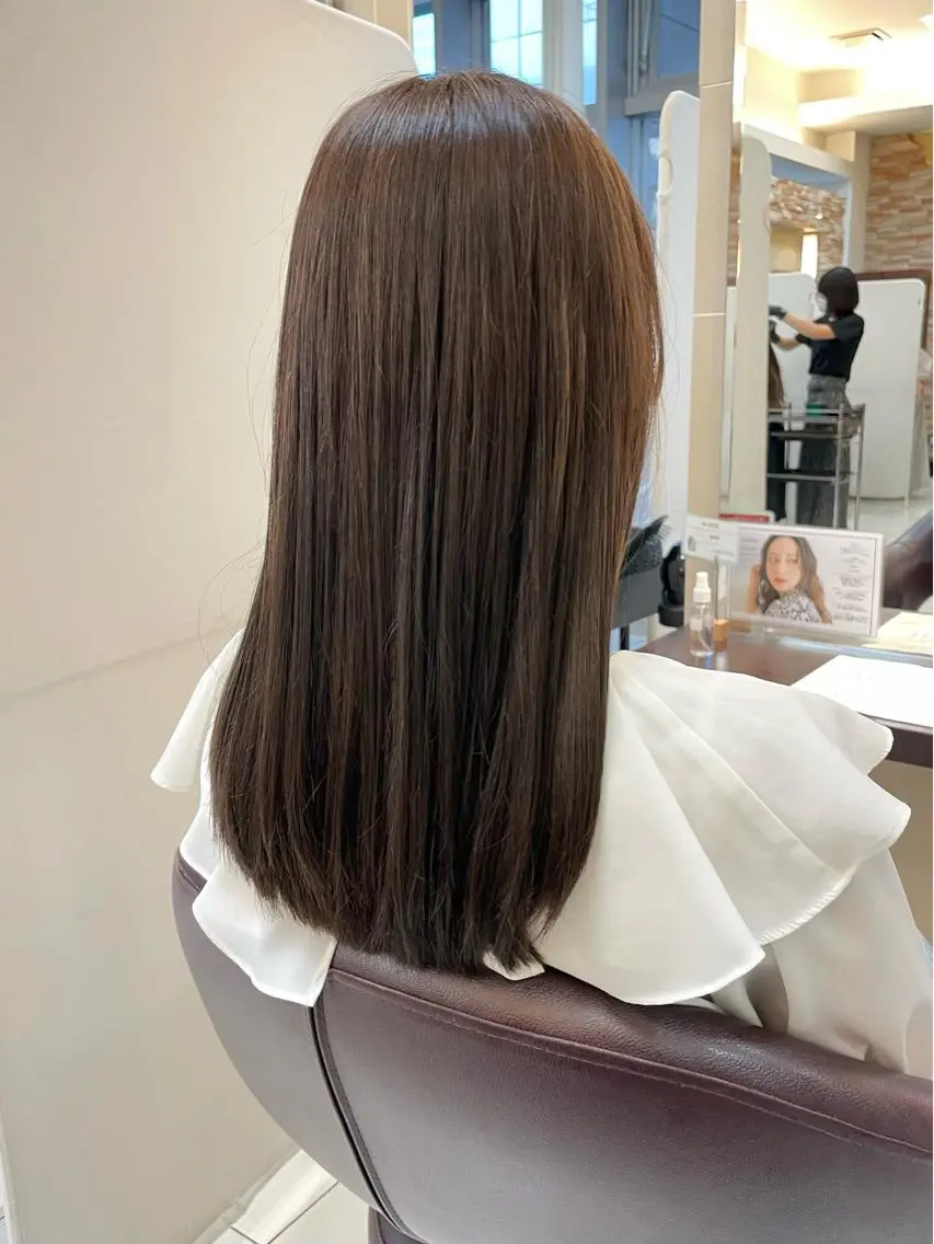 ロング 縮毛矯正 新籾 尚哉のヘアスタイル