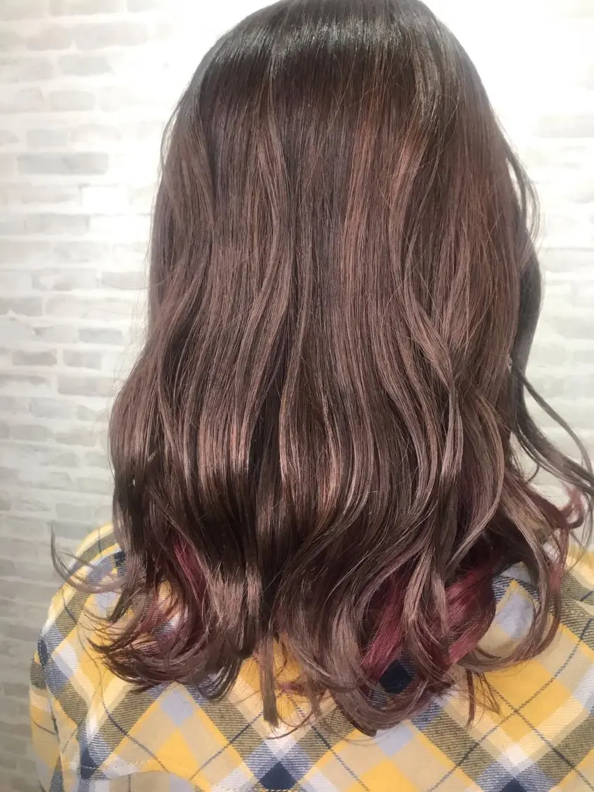 セミロング カラー 平田 怜のヘアスタイル