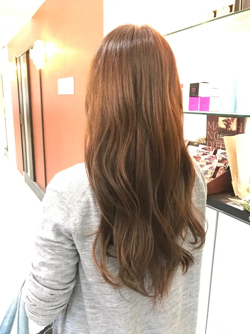 ロング カラー ハイライトカラー ハイライト 國井 慎吾のヘアスタイル
