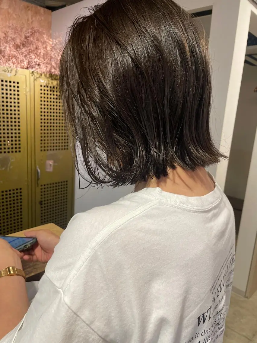 ミディアム カット ヘアカラー トリートメント ayane⭐️ボブ・ ショート・パーマのヘアスタイル