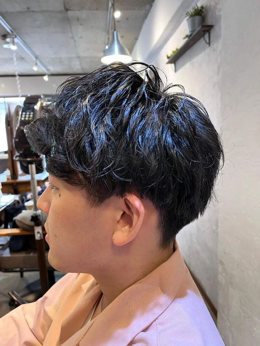 ショート パーマ メンズ 佐藤槙哉 サトウシンヤのヘアスタイル