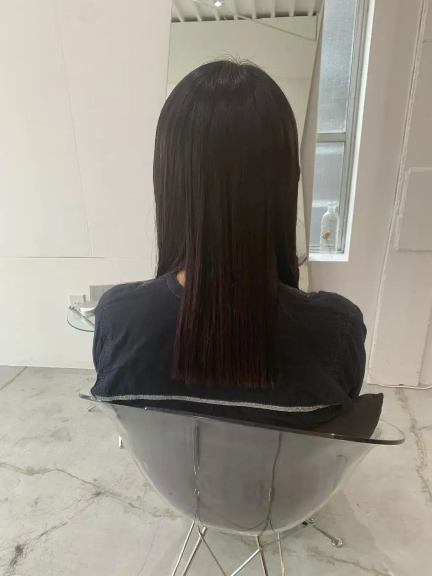 ミディアム 高橋 亜紀のヘアスタイル