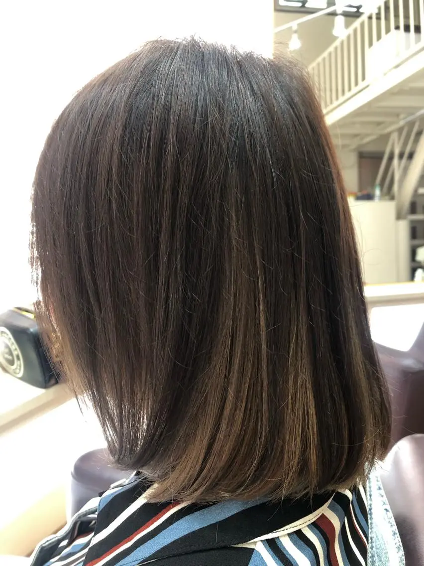 ミディアム カラー カット ヘアカラー トリートメント 嘉手納美容室 ルアナエヴァのヘアスタイル