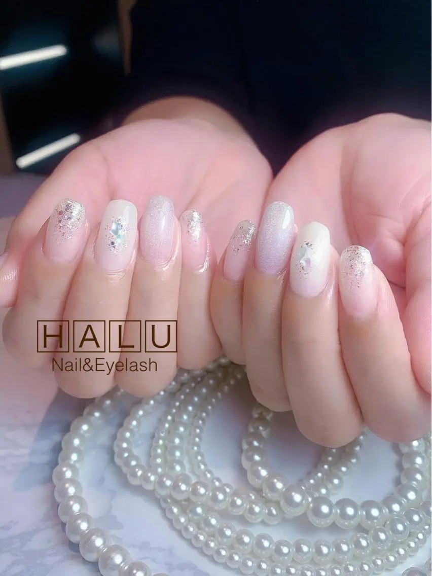 ネイル キラキラネイル ホワイト HALU ハルのネイルデザイン