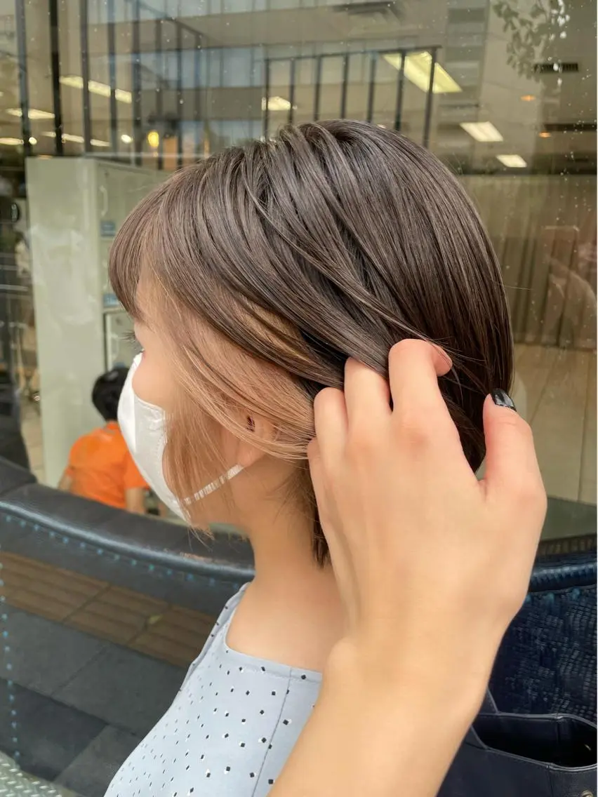 ショート カラー ベージュカラー イヤリングカラー 🍒暖色カラー /やぎふうか🍒のヘアスタイル
