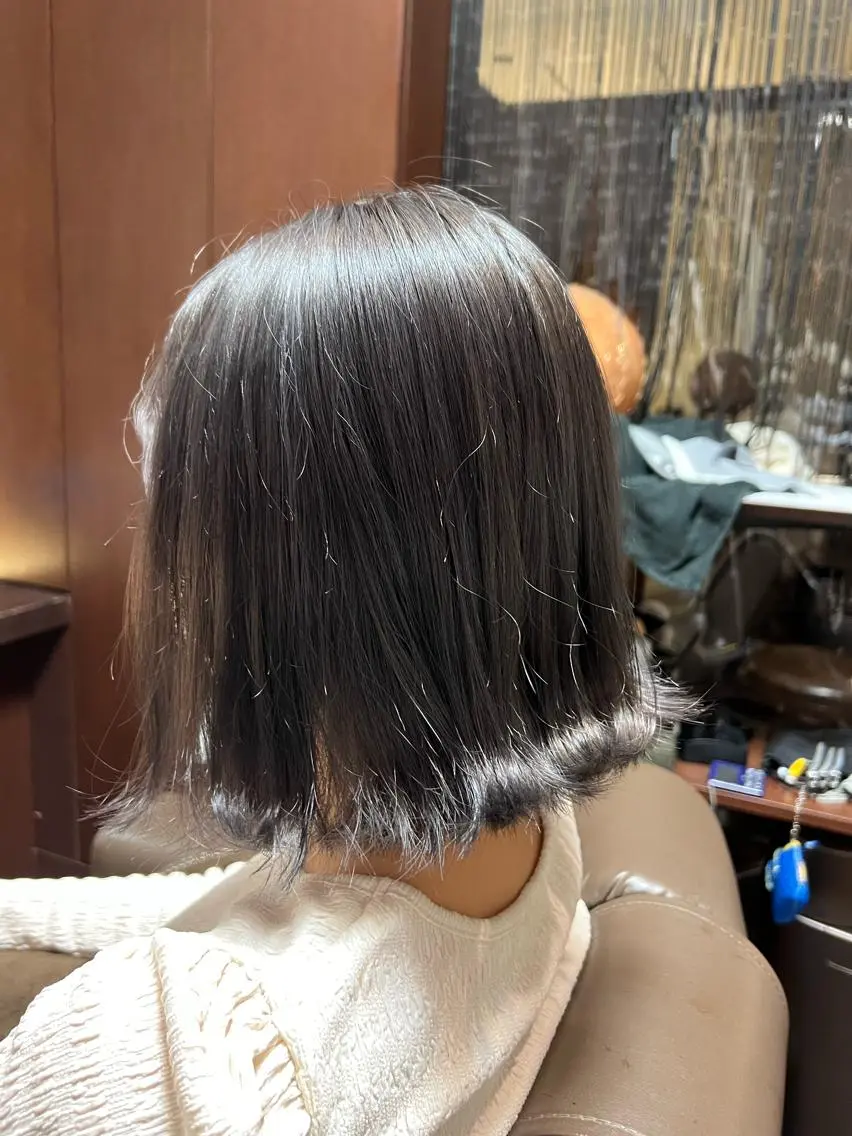 カラー 廣瀬 莉奈のヘアスタイル
