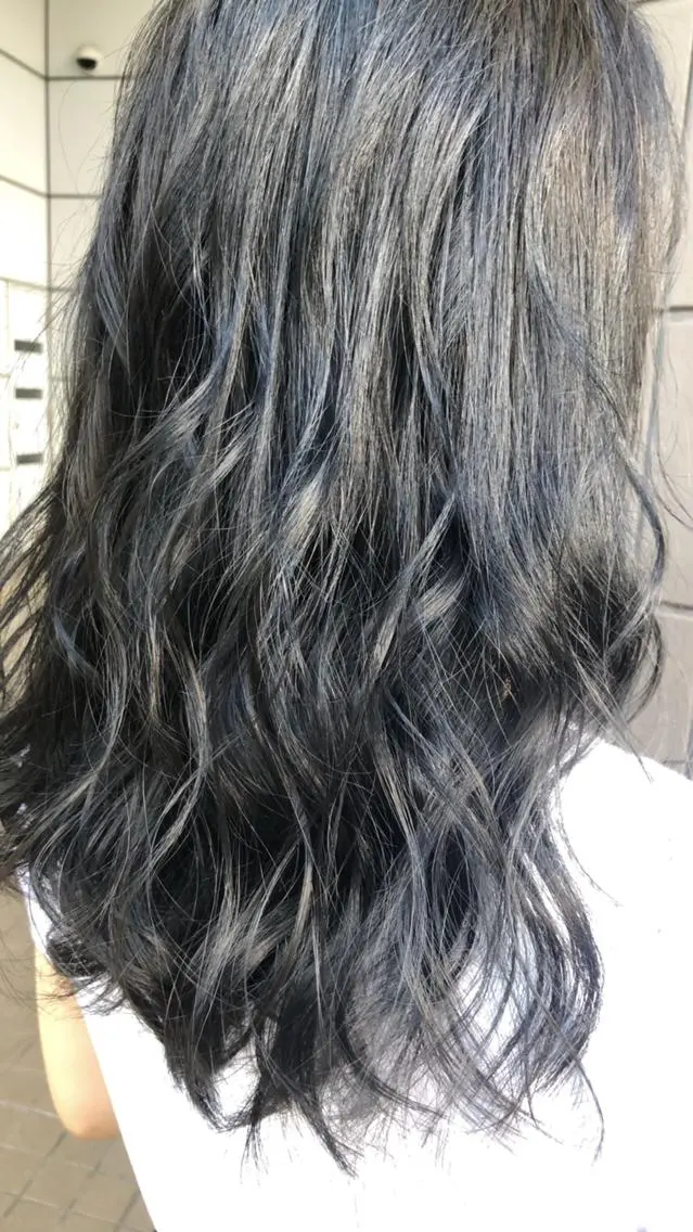 セミロング カラー アッシュ 透明感カラー TAKA 【髪質改善】のヘアスタイル