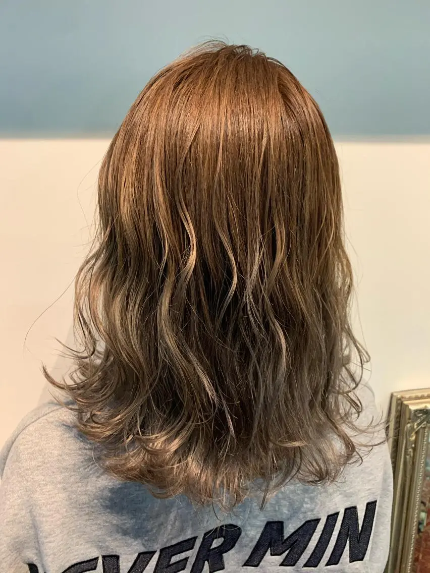 ミディアム ヘアカラー トリートメント ヘッドスパ ヘアセット 大宮/山口 竣也のヘアスタイル