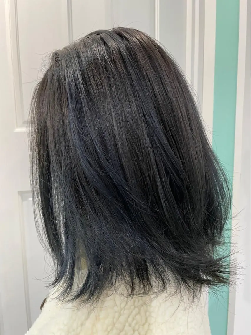 セミロング カラー ヘアカラー 高橋 奈津沙のヘアスタイル