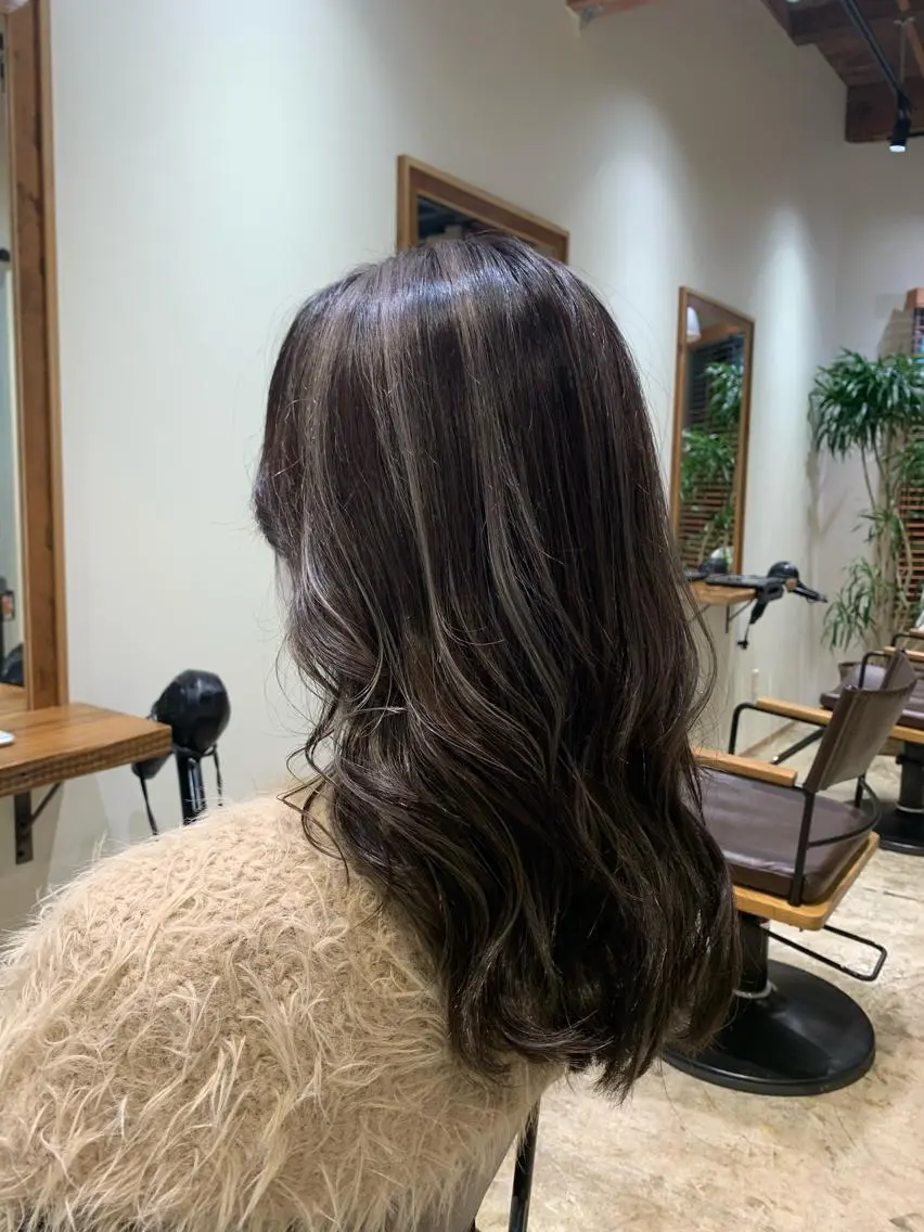 ロング カラー ハイライトカラー ハイライト カット ヘアカラー トリートメント 園田 将士のヘアスタイル