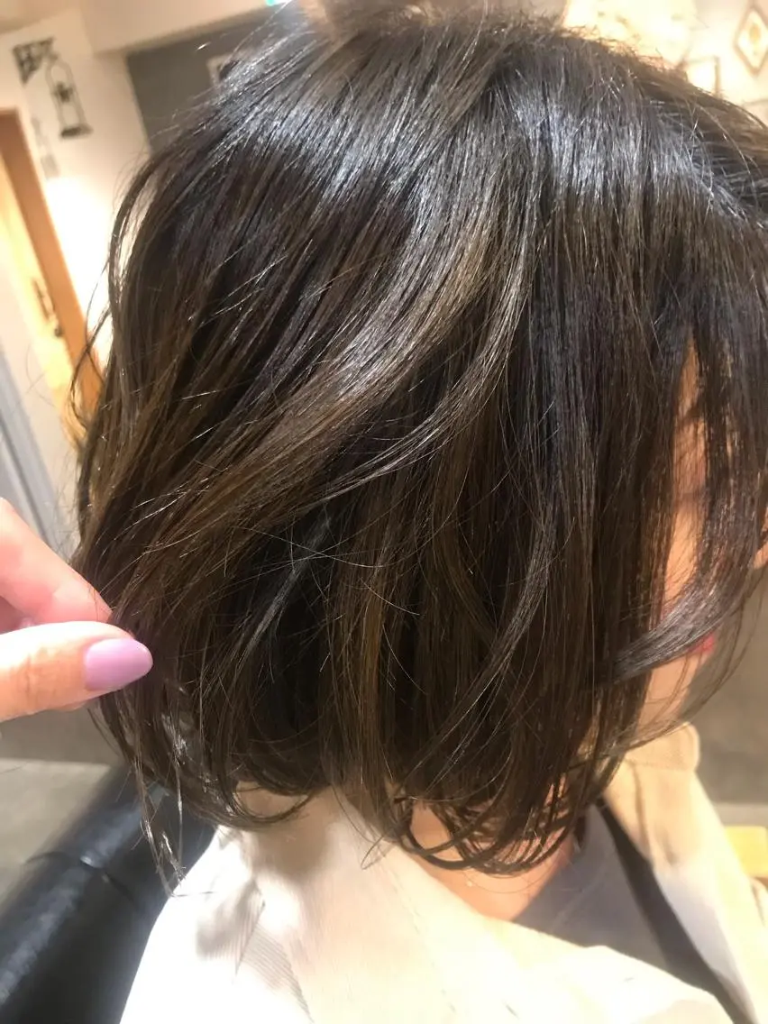 ショート カラー 北川 真衣のヘアスタイル