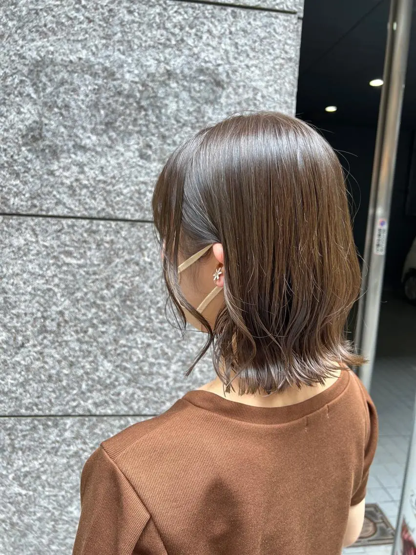 ミディアム カラー ブラウンカラー くすみブラウン カット ヘアカラー トリートメント THINK SHOP sakiのヘアスタイル