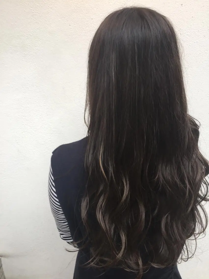 ロング カラー ハイライトカラー ハイライト 三軒茶屋/髪質改善 やまなかのヘアスタイル
