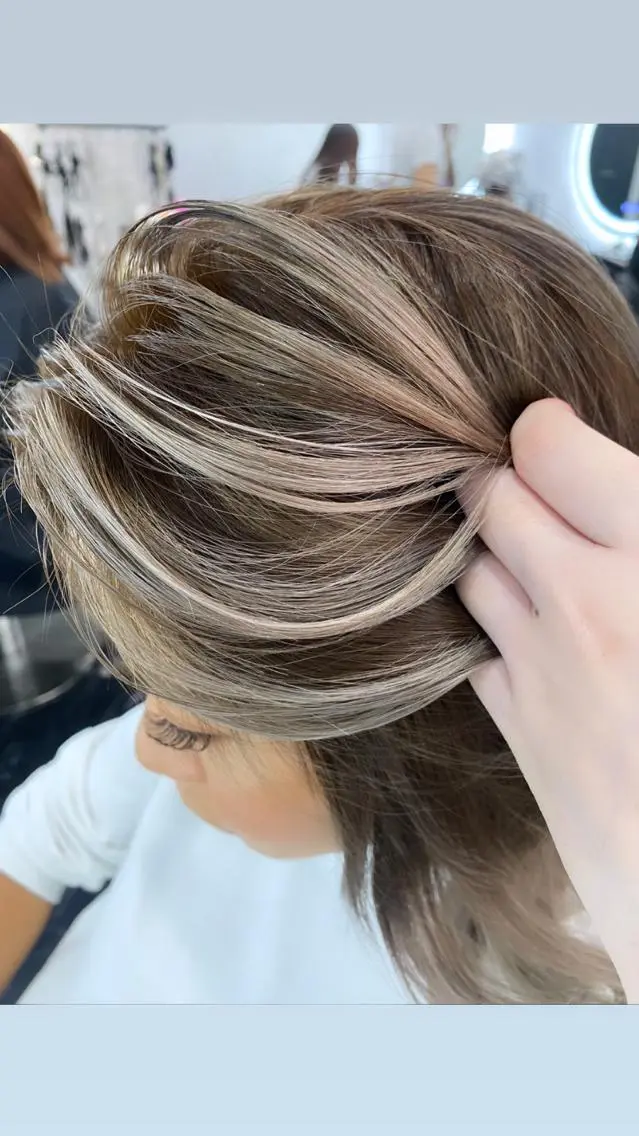 カラー ヘアカラー LOHAS Kanaのヘアスタイル