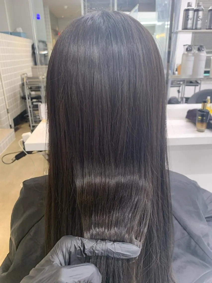 セミロング カット ヘアカラー 【美容室が苦手な方 専問美容室】MIHOのヘアスタイル