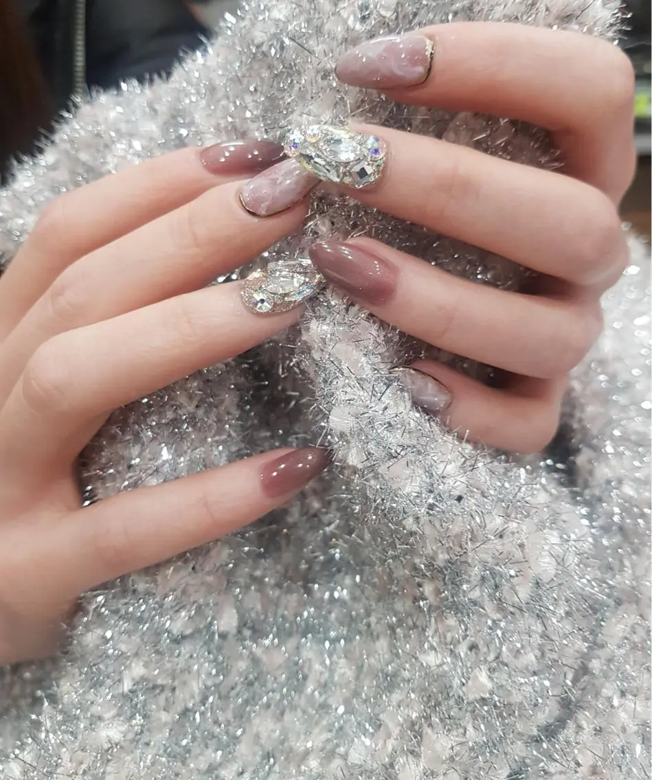 ネイル Cutil. Nail🌈のネイルデザイン