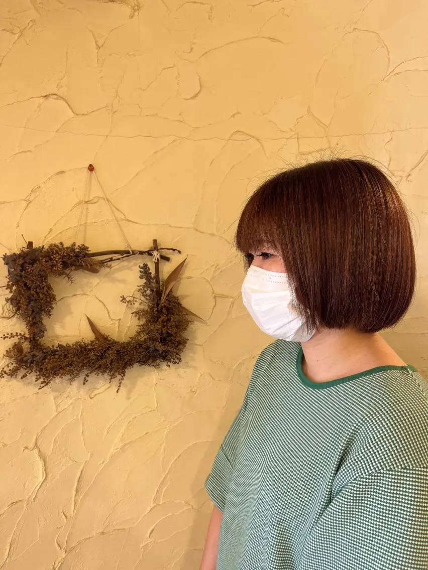 ミディアム カット ヘアカラー 柘植 雅大のヘアスタイル