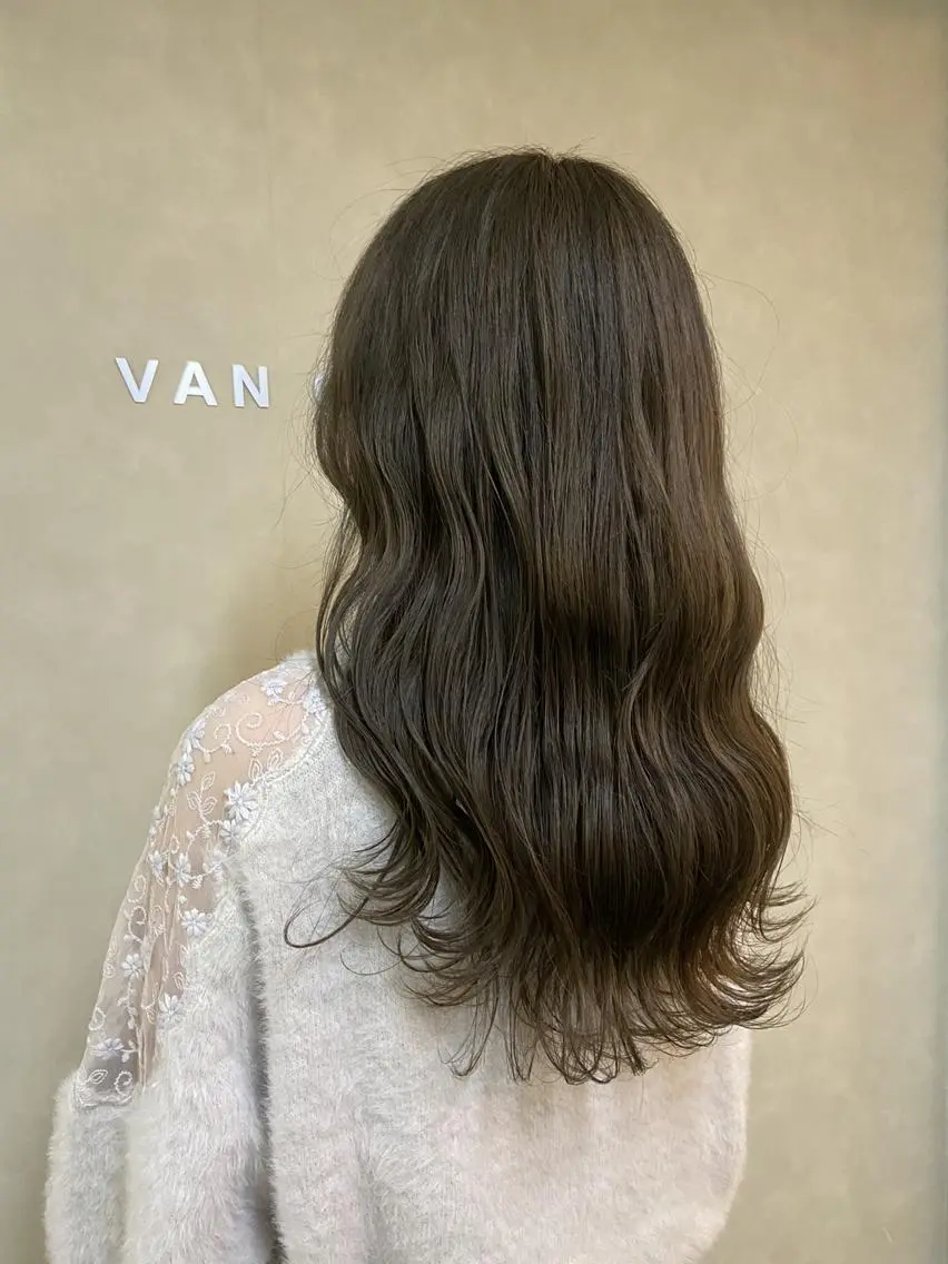 カラー セミロング VanCouncil 札幌本店のヘアスタイル