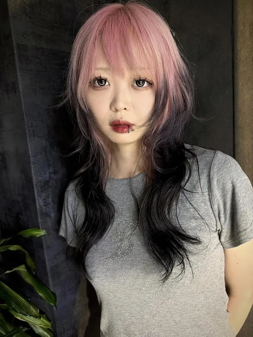 ミディアム カラー レイヤーカット ウルフカット カット ヘアカラー トリートメント ウルフレイヤー/ 中性ウルフ/タカハシのヘアスタイル