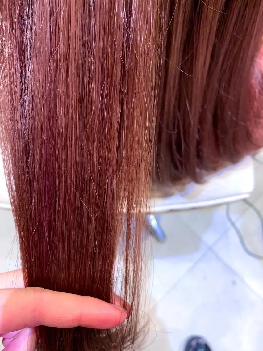 セミロング カラー ブリーチ ブラウンカラー ピンクカラー ピンクブラウン 大阪ウルフカット ハッシュカットのヘアスタイル