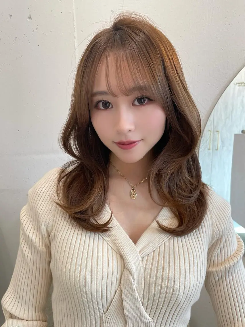 ミディアム カラー 上品ヘア🤍顔周り/ レイヤー✨/林遼一郎のヘアスタイル
