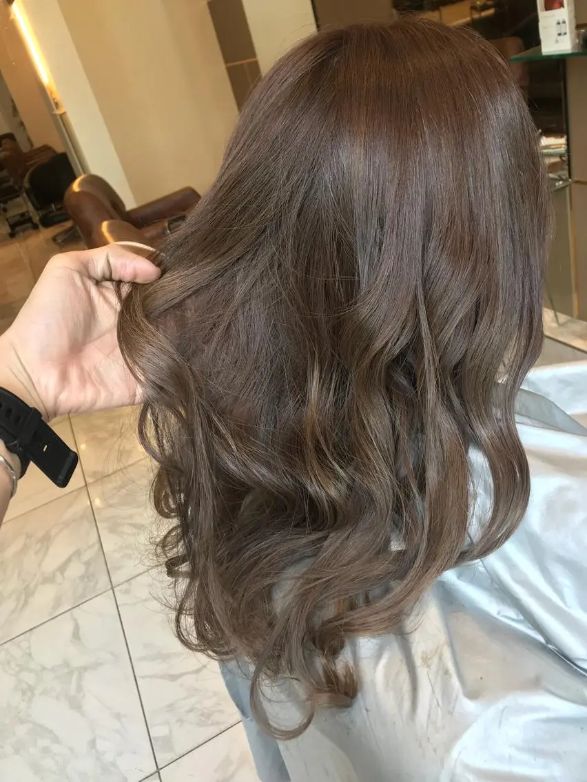 セミロング カラー パーマ ヘアアレンジ キッズ ネイル マツエク・マツパ 外国人風カラー カット ヘアカラー トリートメント 🫧代表/新宿駅近/ 限定価格🫧田辺貴裕のヘアスタイル