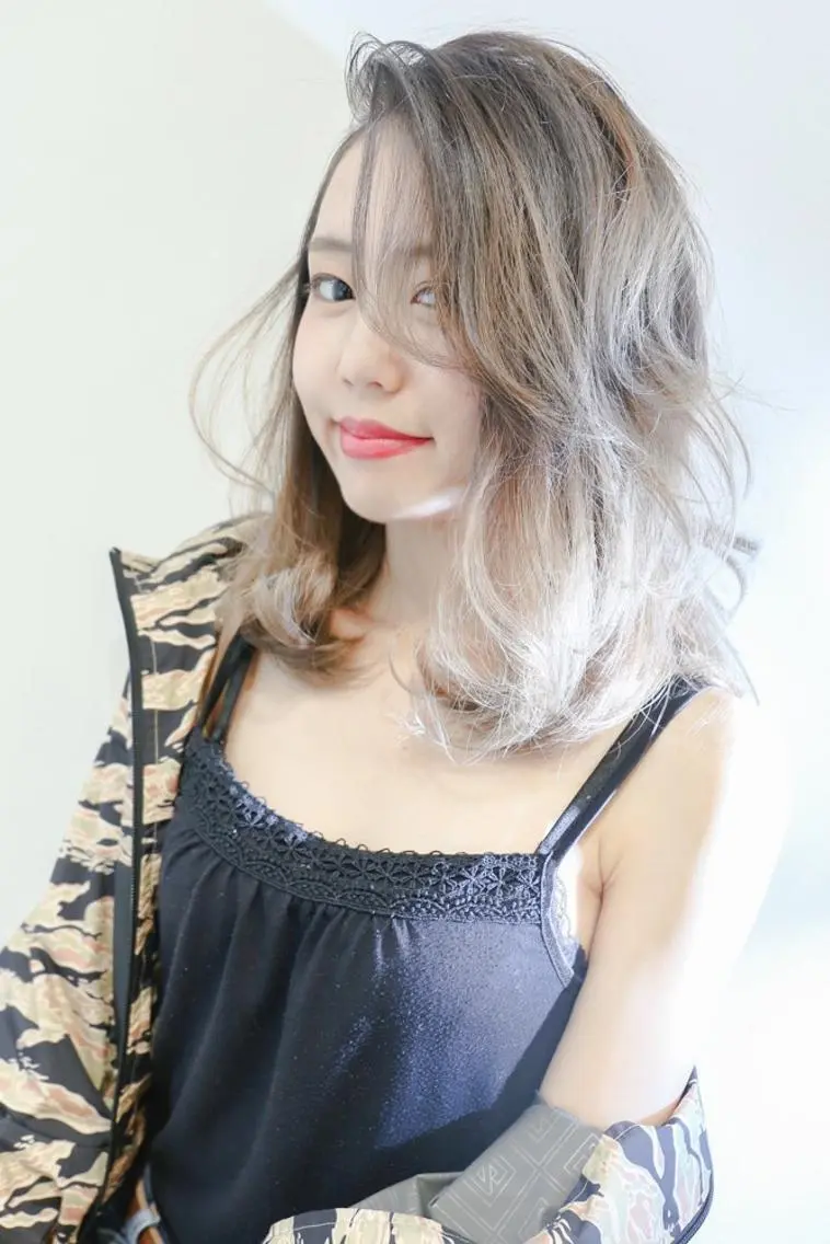 カラー ヘアカラー 朝倉 美月のヘアスタイル