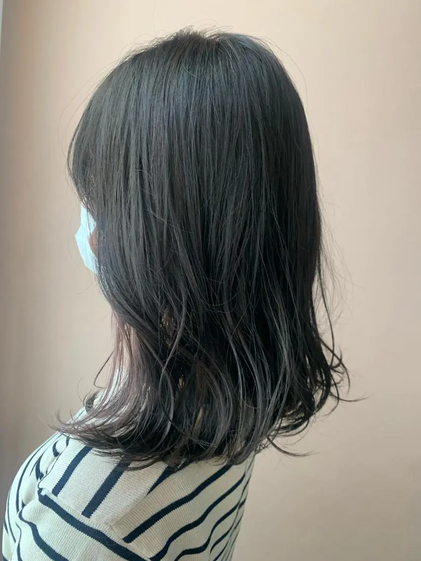 ミディアム カラー ダークグレー ダークグレージュ グレージュ hubhair レイヤー/透明感のヘアスタイル