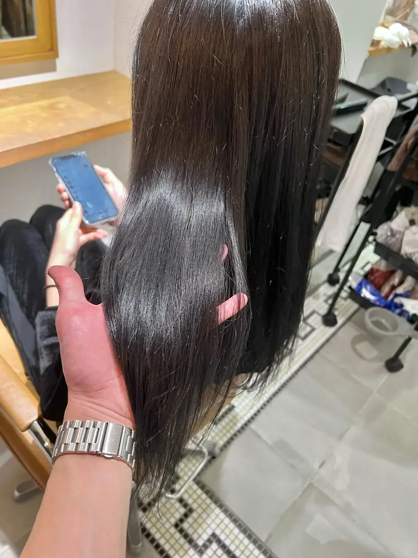 ロング 似合わせレイヤー ＆縮毛矯正のヘアスタイル