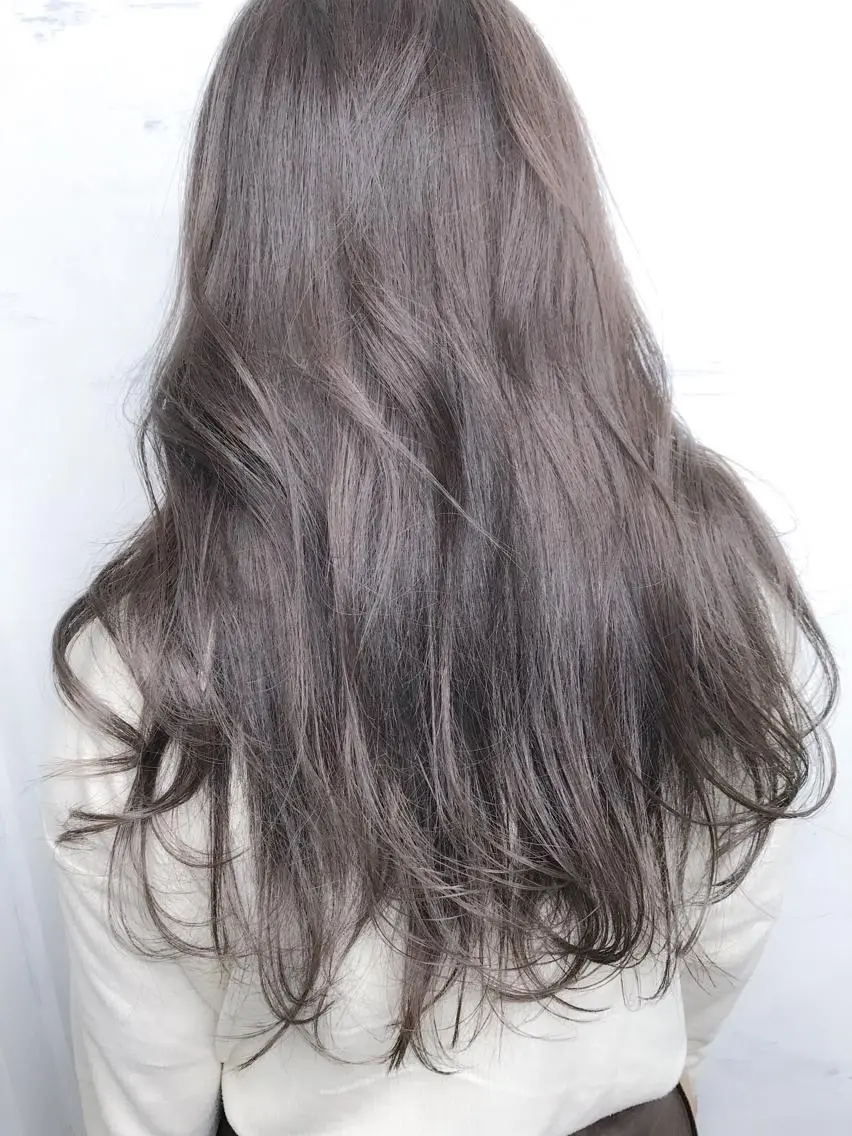 セミロング カラー ハイライトカラー ハイライト ヘアカラー BOX mico.のヘアスタイル