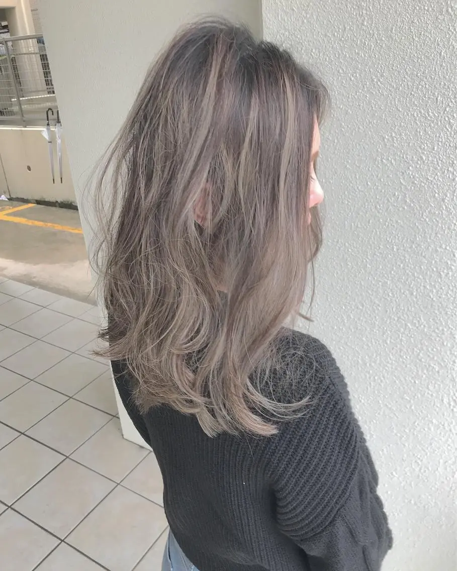 ミディアム カラー バレイヤージュ レイヤーカット カット ヘアカラー トリートメント grand juteのヘアスタイル