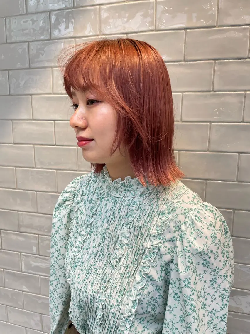 ショート カラー カット ヘアカラー トリートメント ブリーチ🧚 ボブ✍️レイヤーのヘアスタイル